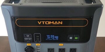 What To Look For in a Power Station (and Why the VTOMAN FlashSpeed 1500 Checks All the Boxes)