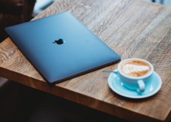 9 Tips for Protecting Your Digital Privacy While Traveling